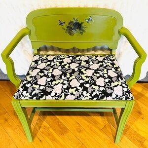 Restored Vintage Vanity Seat